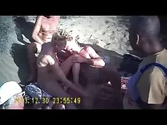 Destul de teen pozand pentru ciorapi iubitoare milf