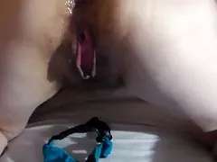 Alb girlsbeats negru băiat în timpul femdom handjob