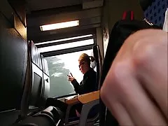 Magmă film turnare un prunc timid