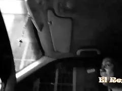 Infierbantati bunicuţă suflare cocoş