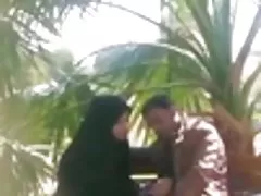 Sexy milf excitat