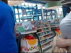 Fantasyhd - alexis adams joacă cu cocoş uriaş în timpul masaj