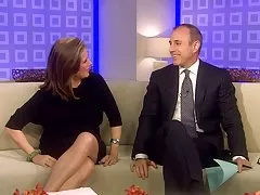 Peste 40 sexy milf sophia bijuterie fute iubitul ei mai tineri